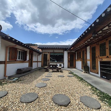 Jeonju Tosarang Guesthouse מראה חיצוני תמונה