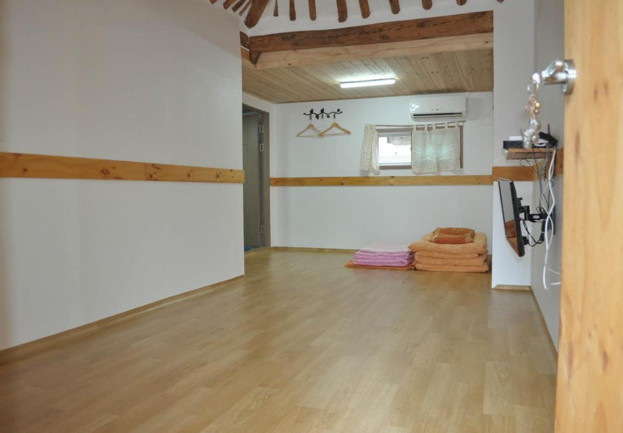 Jeonju Tosarang Guesthouse מראה חיצוני תמונה
